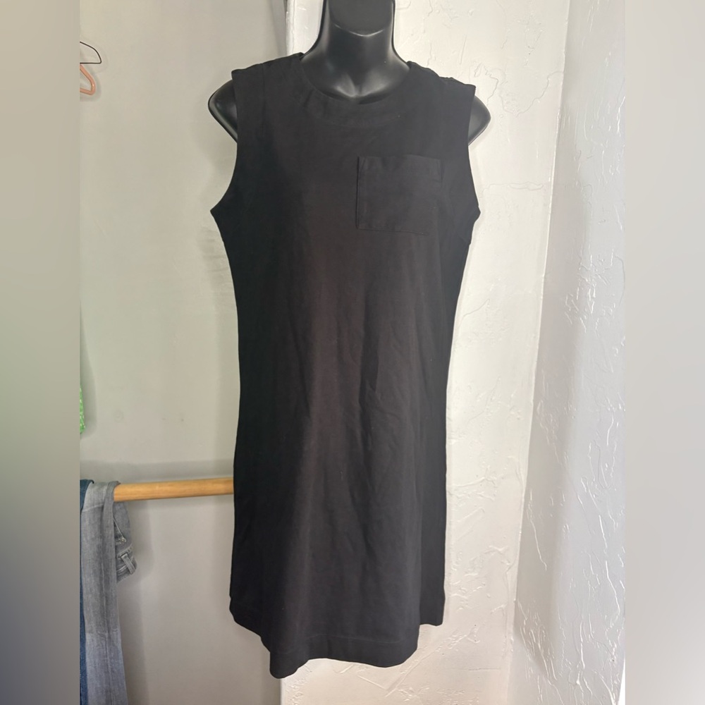LOFT Black Sleeveless Shift Dress with Chest Pocket
